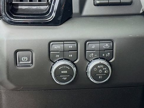 New 2026 GMC Sierra 3500 AT4 w/ AT4 Premium Plus Package image 10