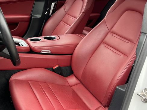 Used 2023 Porsche Panamera 4 Platinum Edition w/ Assistance Package image 17