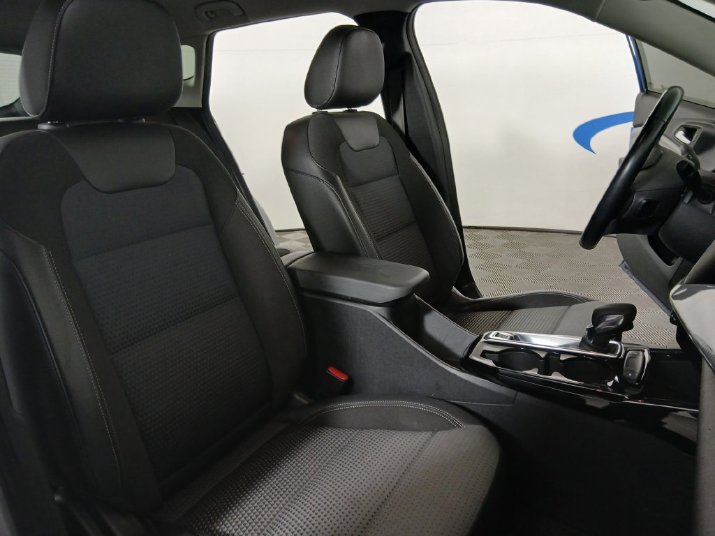 Certified 2024 Chevrolet Trax LT w/ Driver Confidence Package FWD image 12