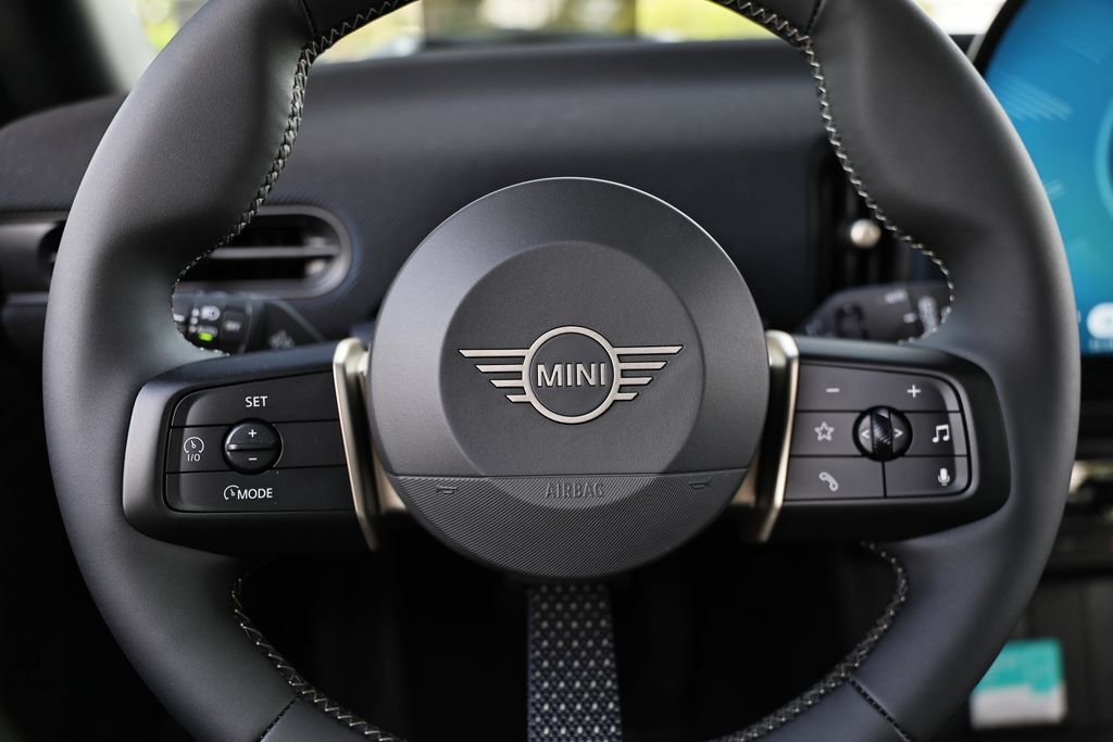 New 2026 MINI Cooper S FWD image 33