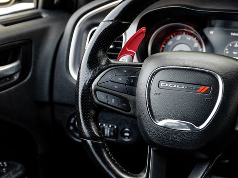 Used 2020 Dodge Charger Scat Pack RWD image 21