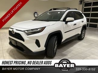 Used 2025 Toyota RAV4 XLE w/ Convenience Package FWD video 1
