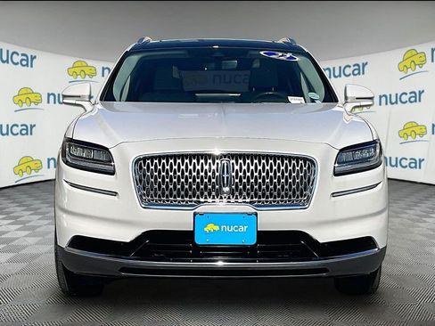Used 2022 Lincoln Nautilus Reserve AWD/4WD image 2