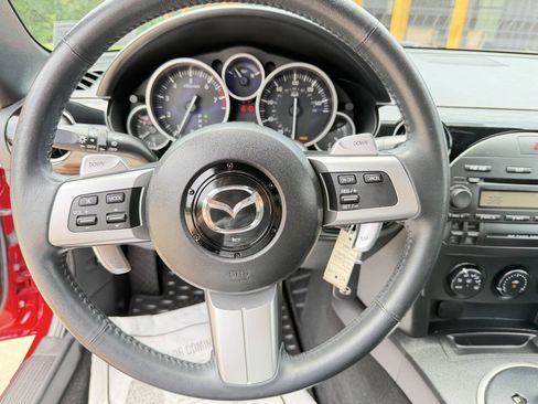 Used 2007 MAZDA MX-5 Miata Touring RWD image 14