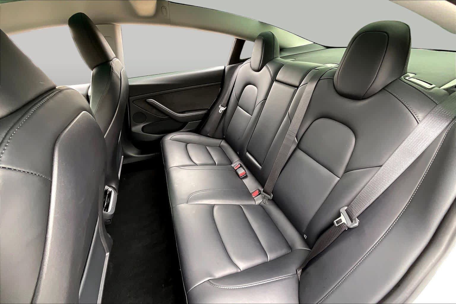 Used 2023 Tesla Model 3 Standard Range RWD image 17