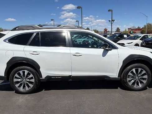 Used 2023 Subaru Outback Limited AWD/4WD image 2