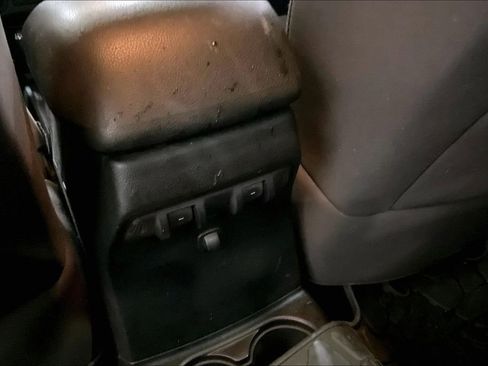 Used 2013 Jeep Wrangler Unlimited Sport image 28