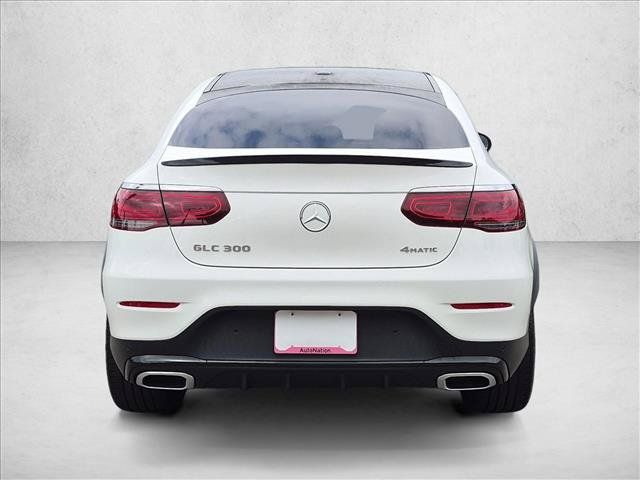 Used 2022 Mercedes-Benz GLC 300 4MATIC Coupe image 7
