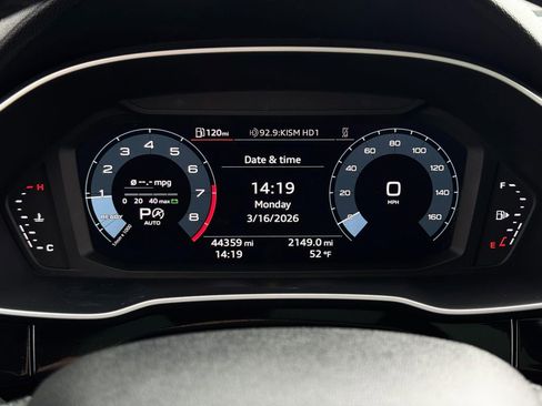 Used 2022 Audi Q3 2.0T Premium w/ Convenience Package image 15