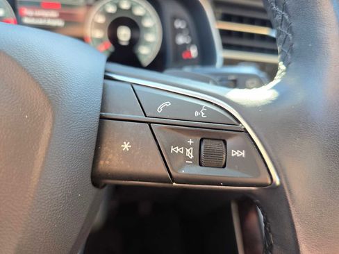 Used 2021 Audi Q8 Prestige w/ Prestige Package image 32