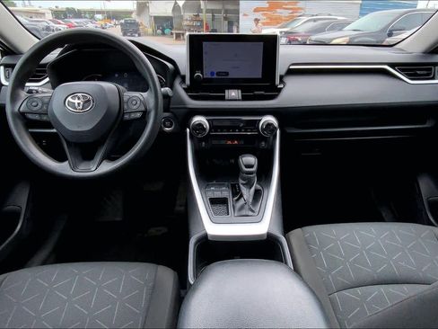 Used 2024 Toyota RAV4 XLE FWD image 15