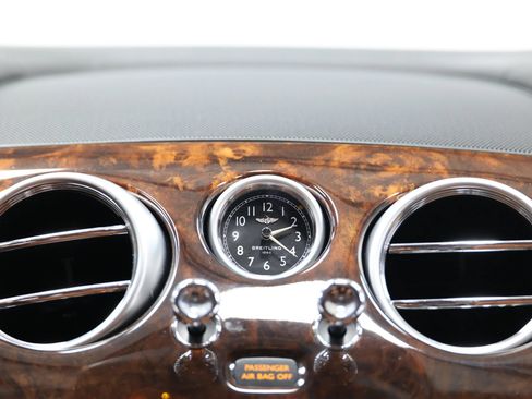 Used 2014 Bentley Flying Spur W12 AWD/4WD image 32