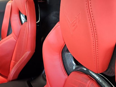 Certified 2020 Chevrolet Corvette Stingray Premium Cpe w/ 3LT Preferred Equipment Group image 33