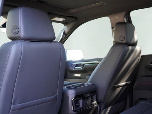 New 2026 GMC Sierra 1500 AT4 w/ AT4 Premium Package image 27