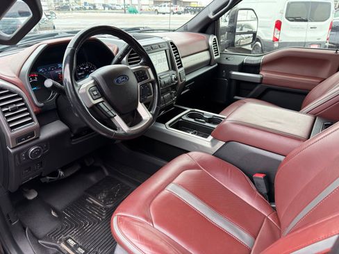 Used 2019 Ford F350 Platinum w/ Platinum Ultimate Package image 19