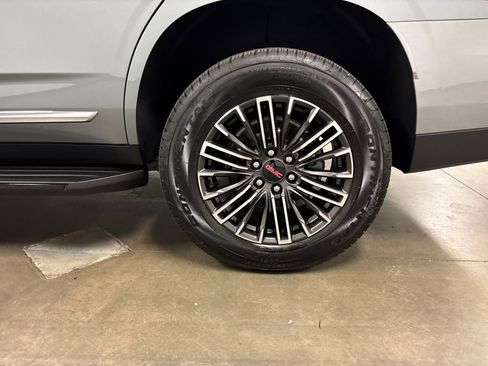New 2026 GMC Yukon Elevation w/ LPO, Floor Liner Package image 11
