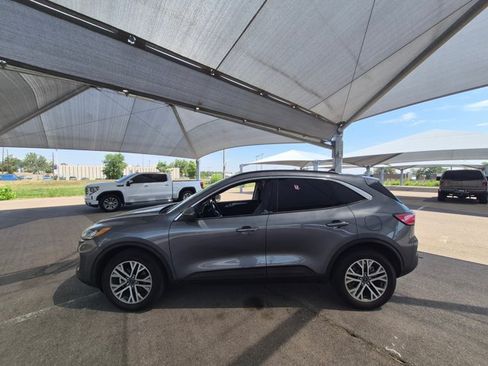 Used 2021 Ford Escape SEL w/ Technology Package AWD/4WD image 8