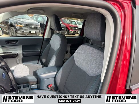 Used 2025 Ford Maverick XLT w/ XLT Luxury Package image 16