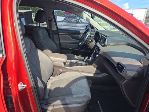 Used 2019 Hyundai Santa Fe SEL FWD image 10