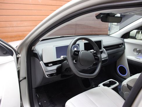 Used 2023 Hyundai Ioniq 5 SEL w/ Cargo Package image 21