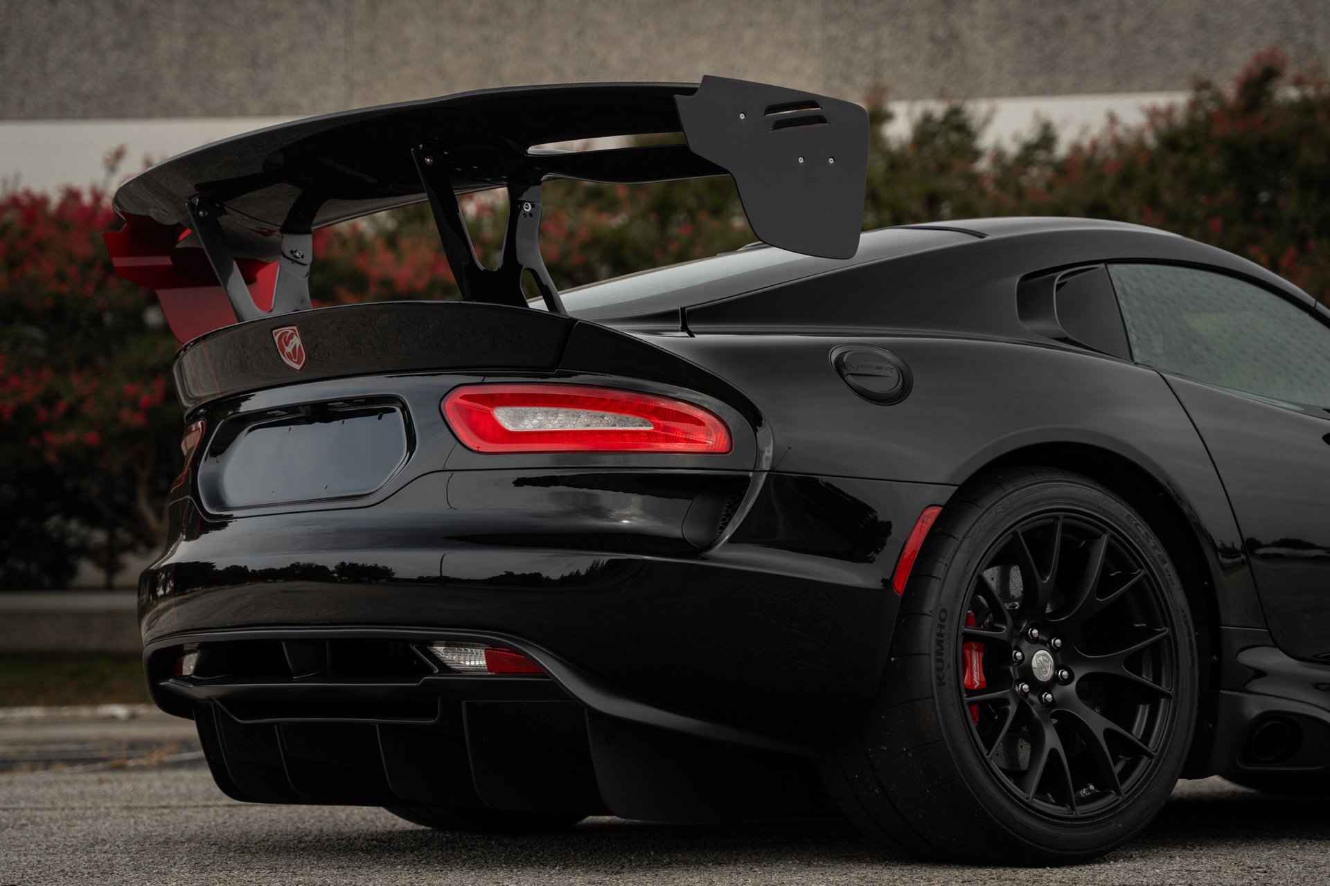 Used 2017 Dodge Viper GTC w/ ACR Package RWD image 13
