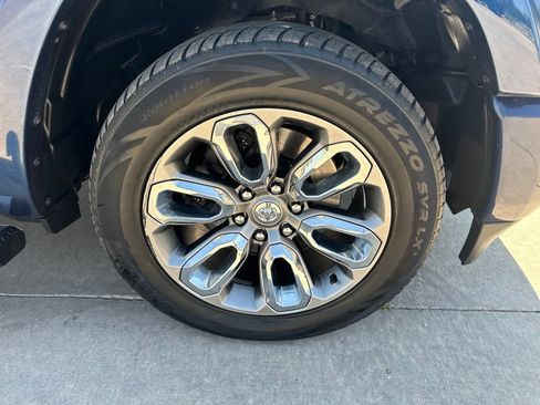 Used 2020 RAM 1500 Laramie AWD/4WD image 39