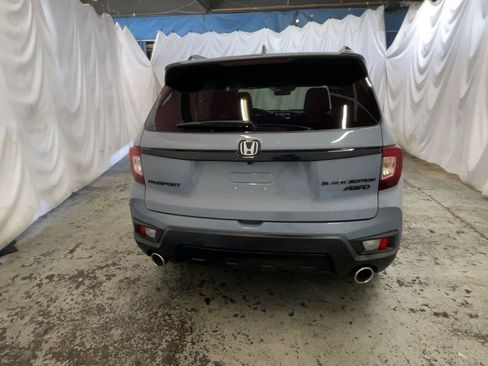 Certified 2024 Honda Passport Black Edition image 6