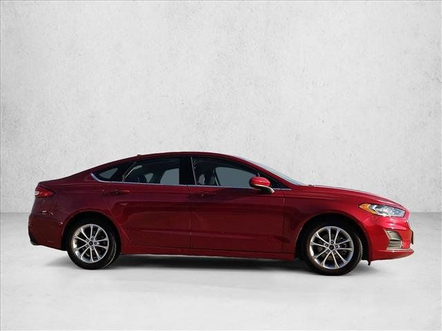 Used 2020 Ford Fusion SE FWD image 4