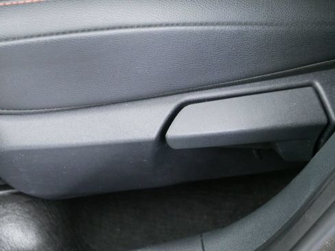 Used 2025 Nissan Kicks SR w/ SR Premium Package AWD/4WD image 22