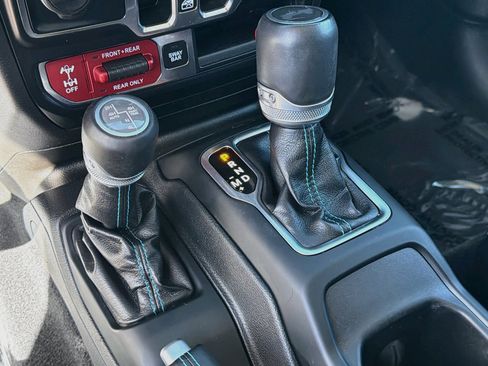 Used 2023 Jeep Wrangler Unlimited Rubicon 4xe w/ Cold Weather Group AWD/4WD image 24