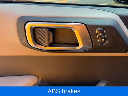Used 2023 Ford Bronco Wildtrak AWD/4WD image 18