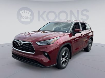 New 2025 Toyota Highlander XLE