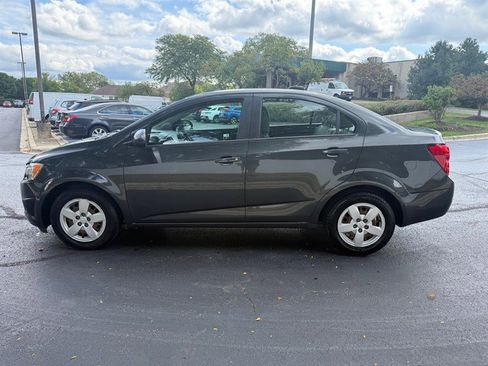 Used 2016 Chevrolet Sonic LS image 8