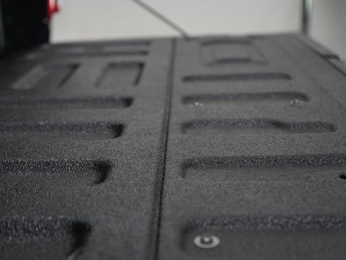 Used 2018 Ford F150 Lariat w/ Equipment Group 502A Luxury image 11