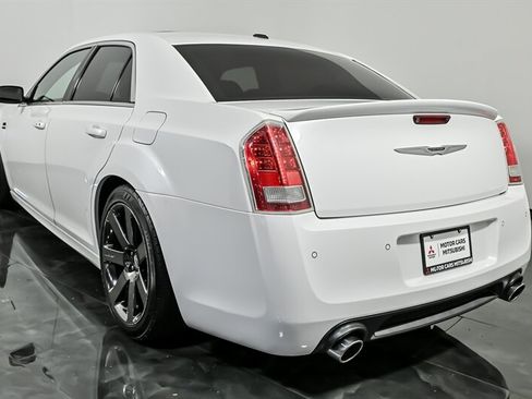 Used 2013 Chrysler 300 SRT8 w/ Harman Kardon Audio Group RWD image 7