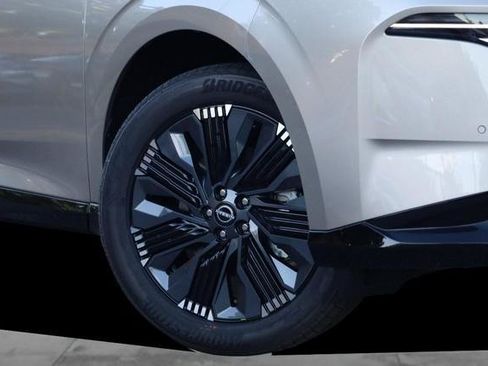 New 2026 Nissan Murano Platinum AWD/4WD image 3