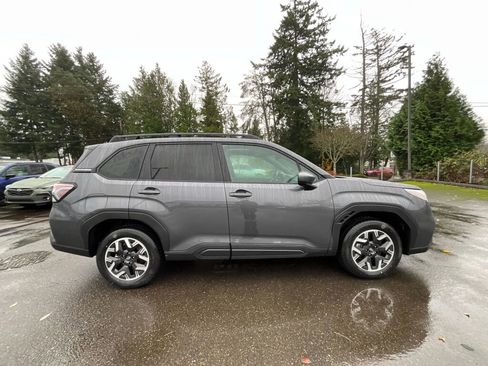 New 2026 Subaru Forester Premium image 9