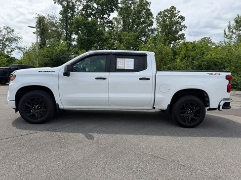 Used 2022 Chevrolet Silverado 1500 Custom w/ Rally Edition AWD/4WD image 2