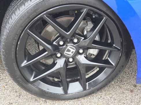 Used 2023 Honda Civic Sport image 10