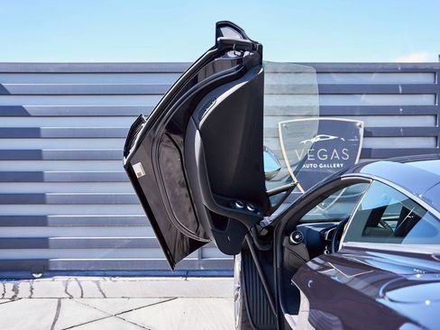 Used 2012 McLaren MP4-12C Coupe image 32