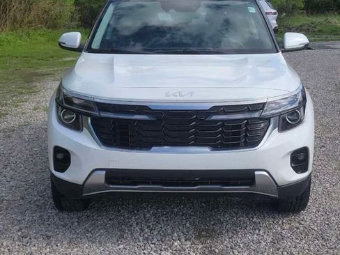 Used 2025 Kia Seltos S AWD/4WD image 14
