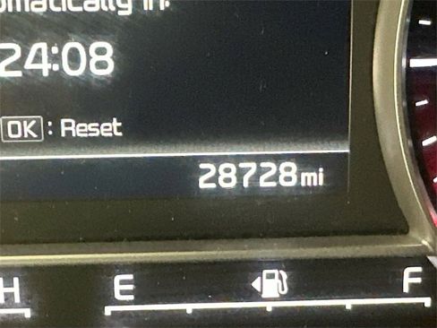 Used 2022 Kia Sorento SX image 17