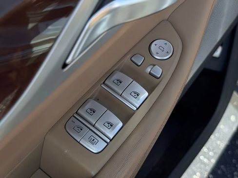 Used 2018 BMW 750i RWD image 17