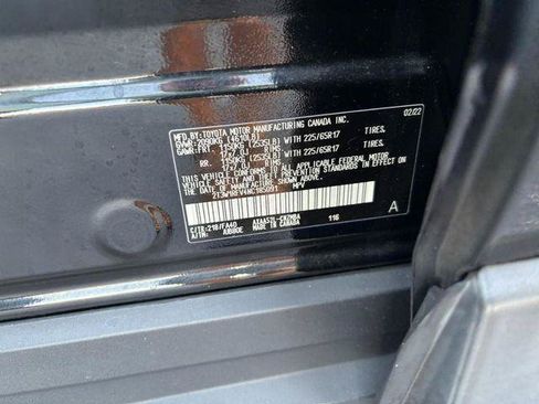Certified 2022 Toyota RAV4 XLE FWD image 17