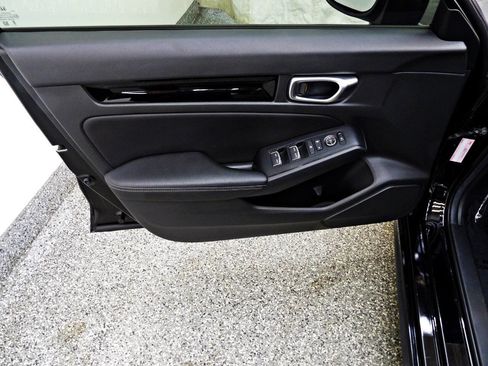 Used 2024 Honda Civic EX-L image 7