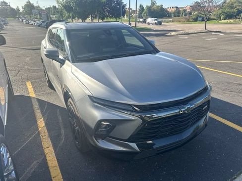 Certified 2025 Chevrolet Blazer RS w/ Driver Confidence II Package AWD/4WD image 1