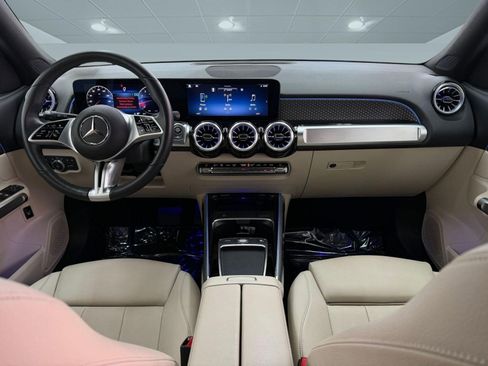 Certified 2025 Mercedes-Benz GLB 250 image 13