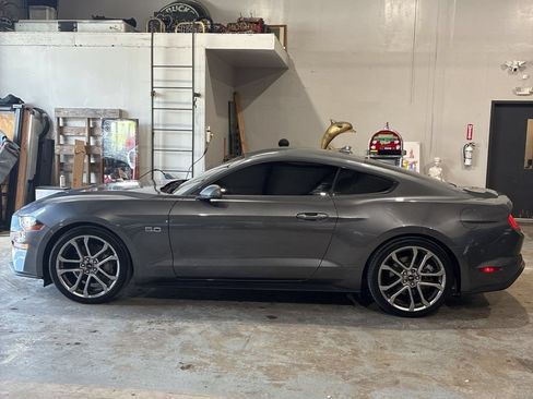 Used 2022 Ford Mustang GT Premium w/ Equipment Group 401A RWD image 5