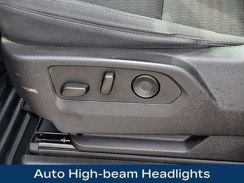 Used 2023 Chevrolet Silverado 1500 LT image 19