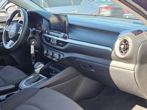 Certified 2024 Kia Forte LXS image 21